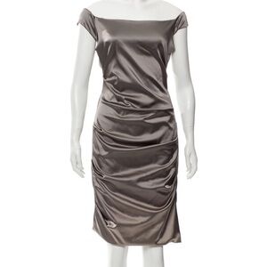 Nicole Miller off the shoulder satin silver/grey cocktail dress size US 4 EUC